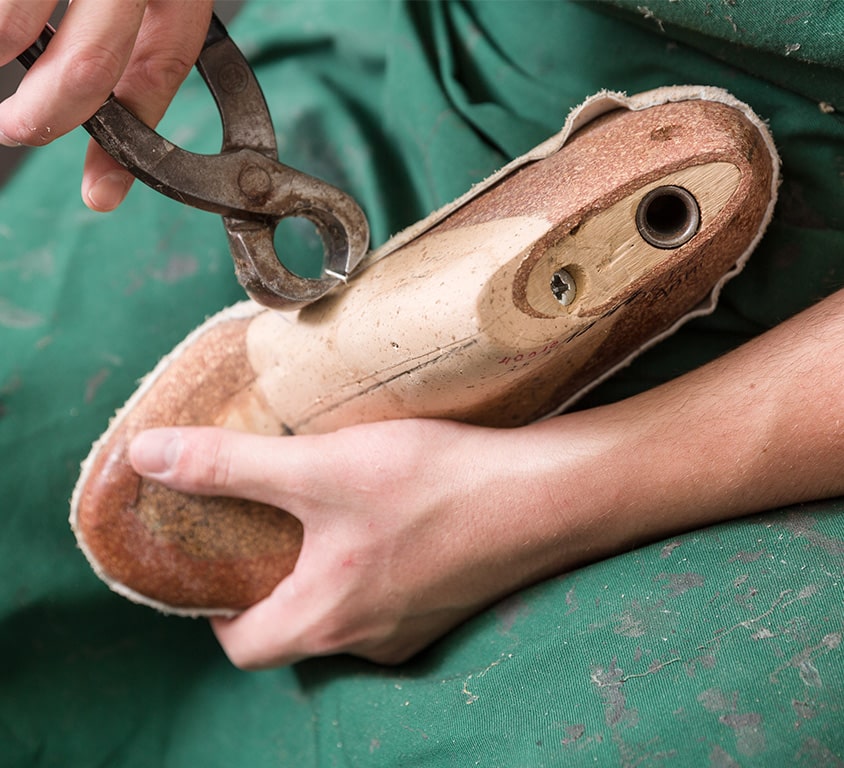 Fischer Orthopädie Leder auf Schuhleisten